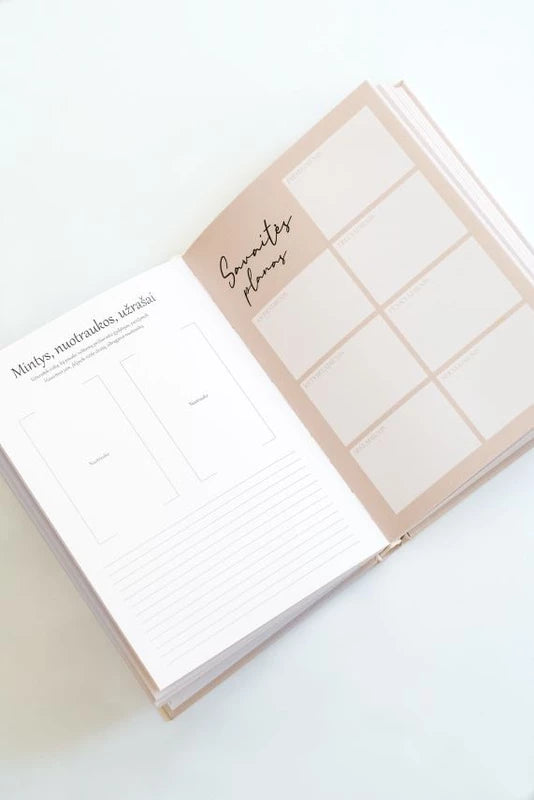 Kūdikio albumas. Skarulskienė G. MAMA. 40-ies savaičių užrašai