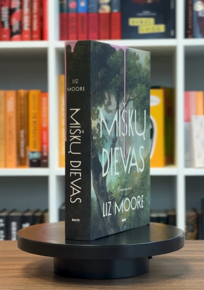 Moore L. Miškų dievas